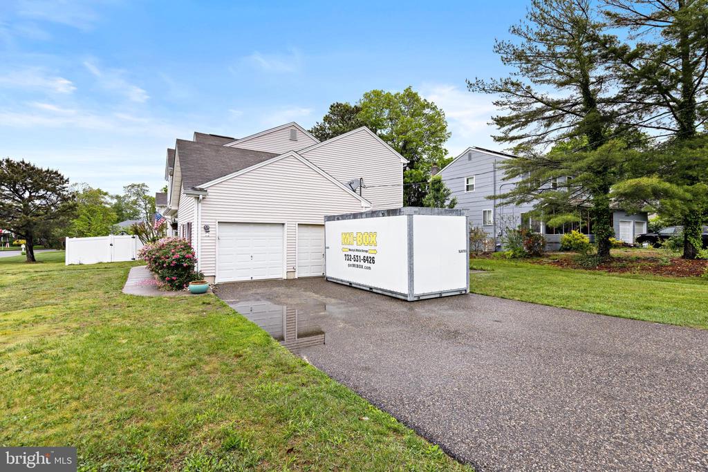 293 TACKLE AVENUE
