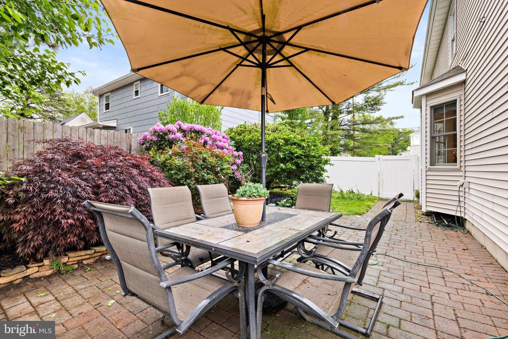 293 TACKLE AVENUE