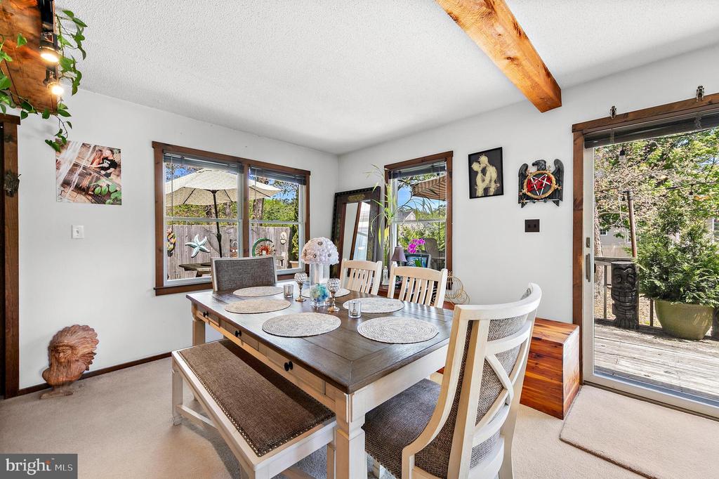 10 WHIPPOORWILL LANE