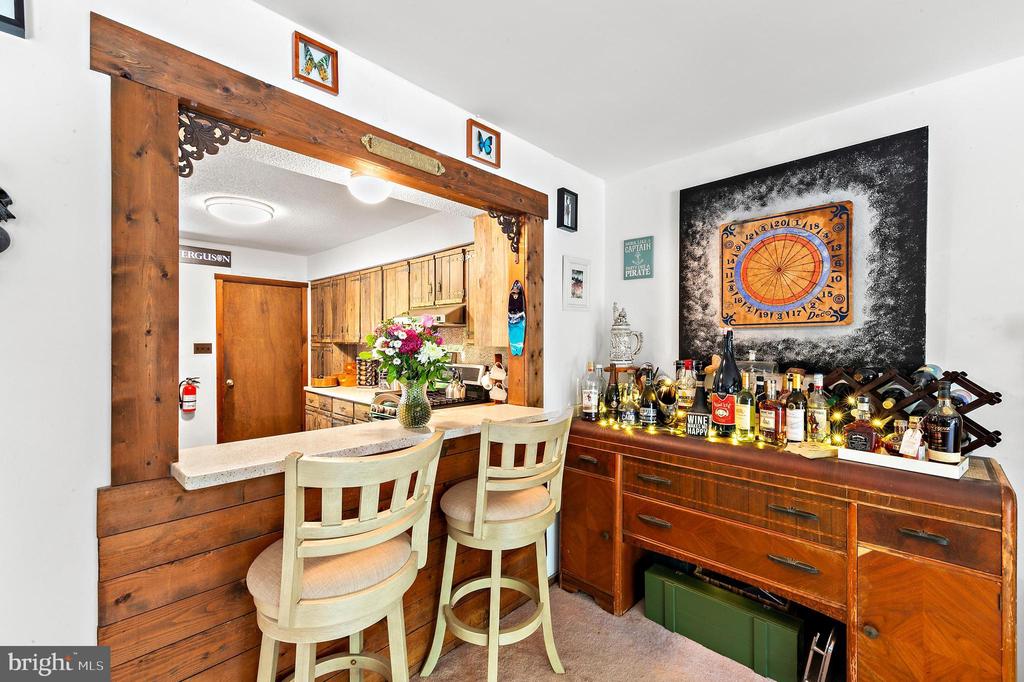 10 WHIPPOORWILL LANE