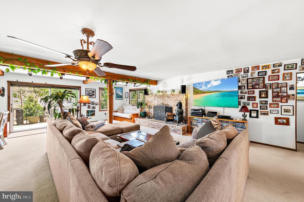 10 WHIPPOORWILL LANE