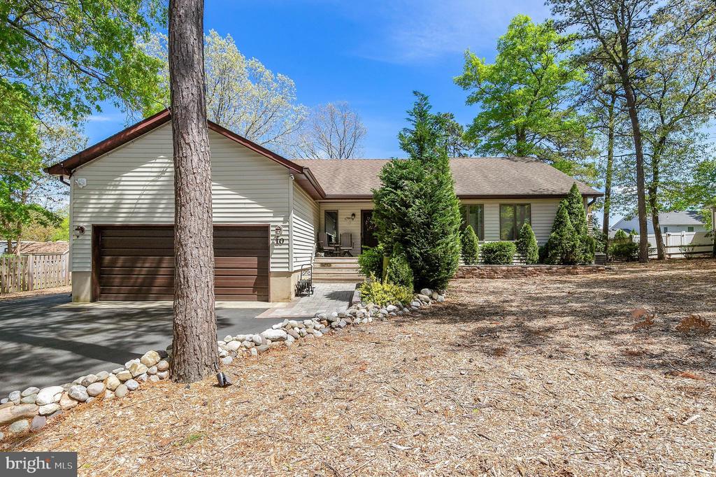 10 WHIPPOORWILL LANE