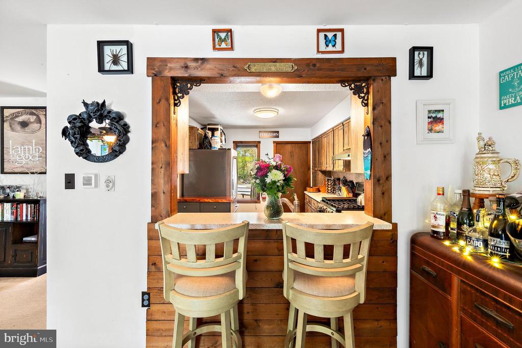 10 WHIPPOORWILL LANE