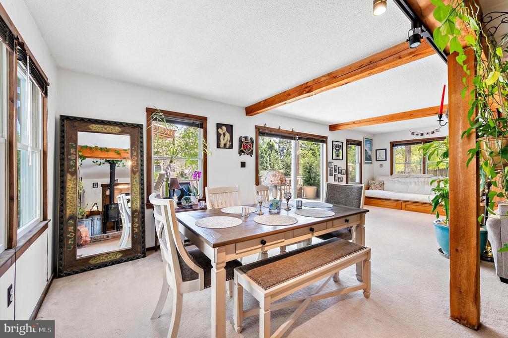 10 WHIPPOORWILL LANE