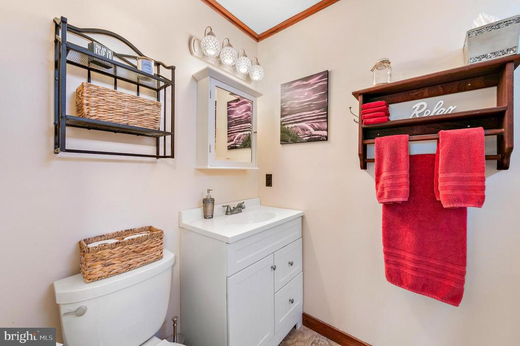 10 WHIPPOORWILL LANE