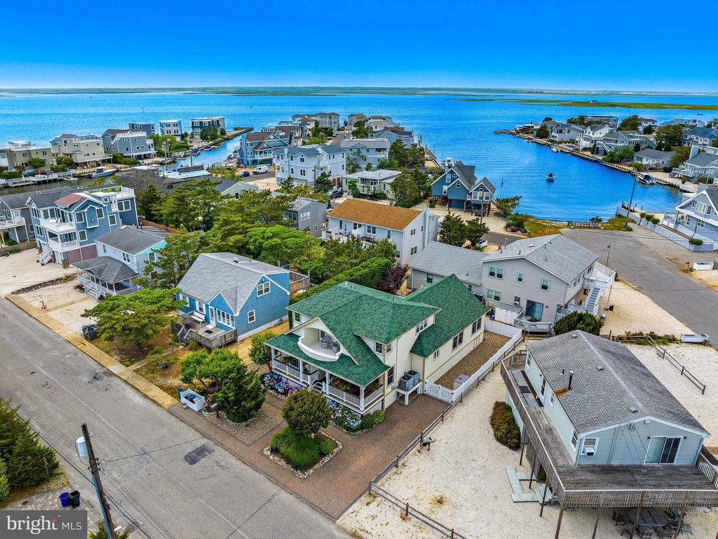 4 OLSEN AVENUE