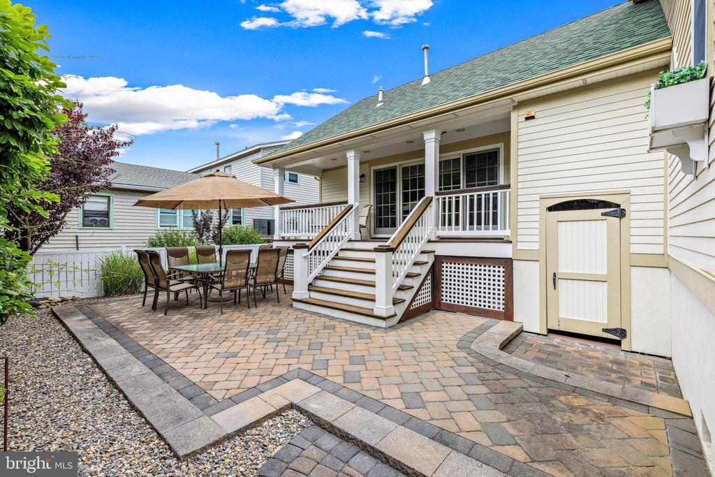 4 OLSEN AVENUE