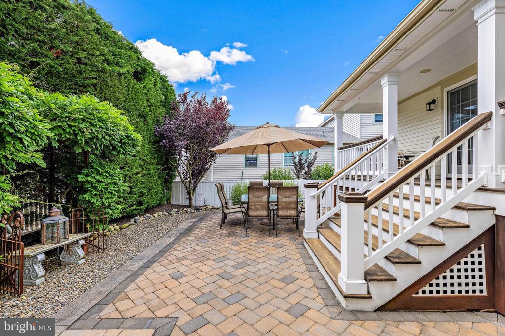4 OLSEN AVENUE
