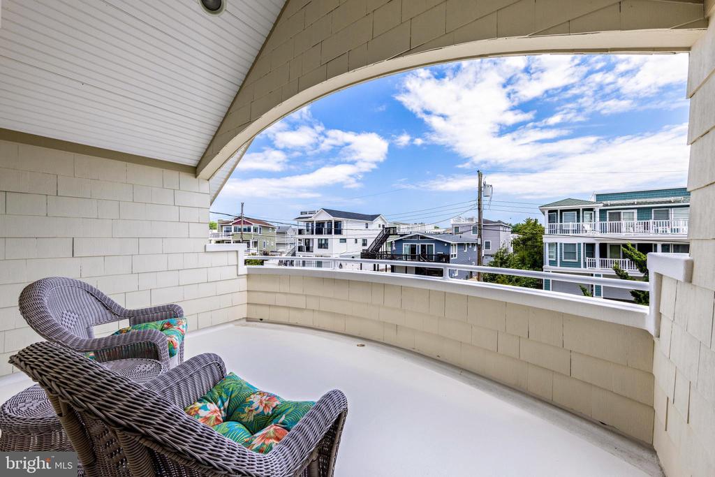 4 OLSEN AVENUE