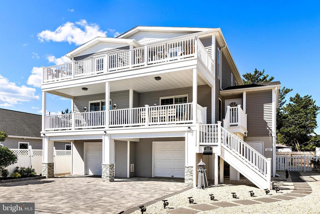 111 E NEW JERSEY AVENUE