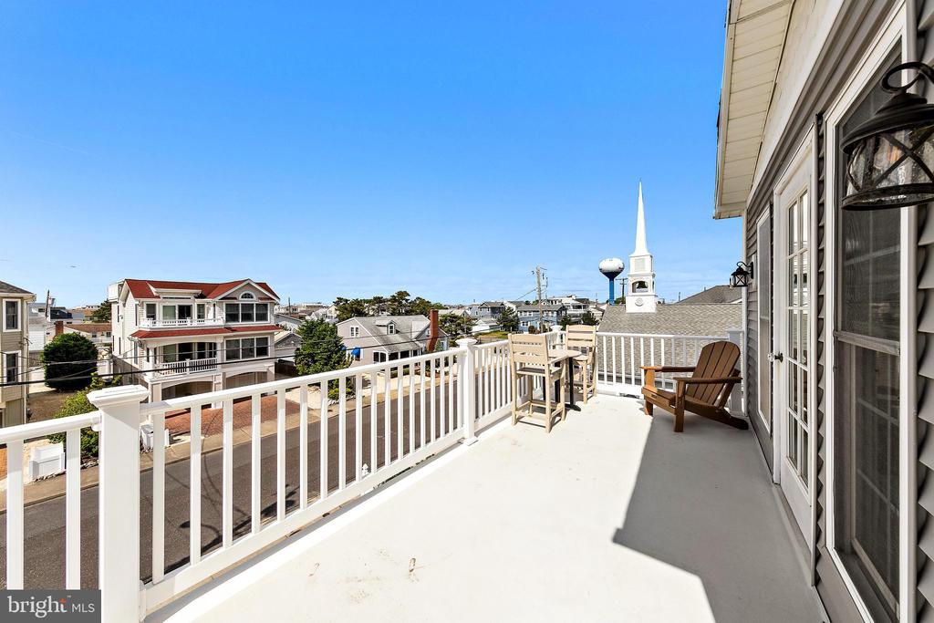 111 E NEW JERSEY AVENUE