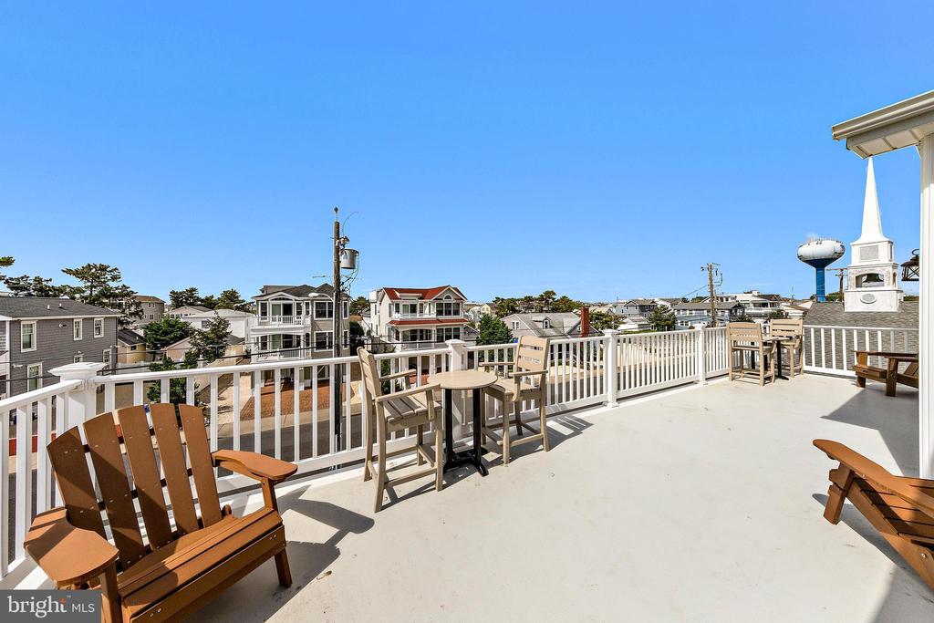 111 E NEW JERSEY AVENUE