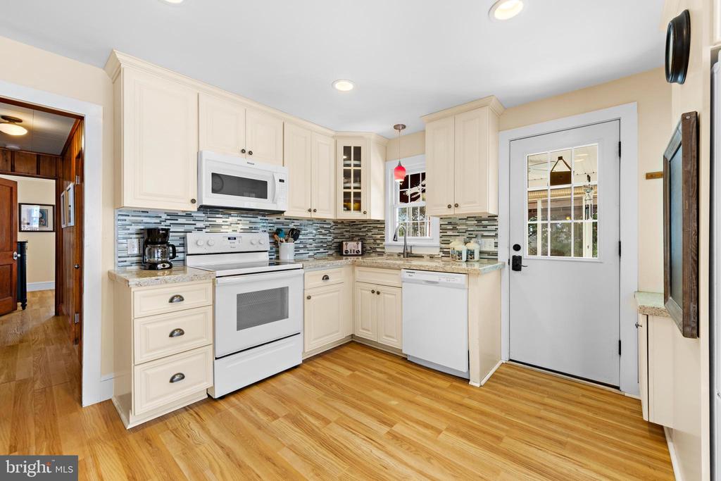 15 E 36TH STREET