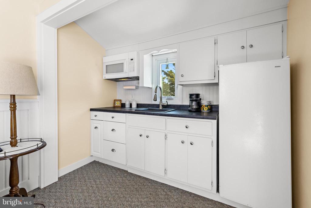 15 E 36TH STREET