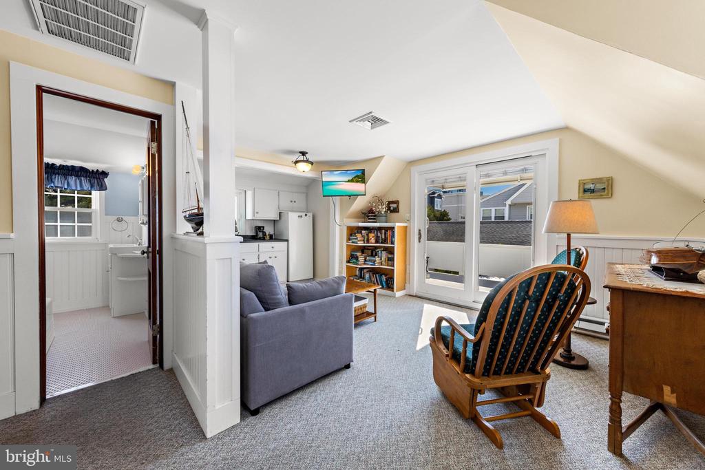 15 E 36TH STREET