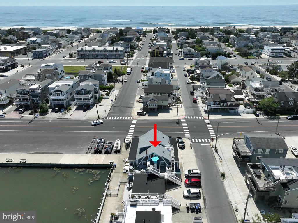 201 W SHIP BOTTOM AVENUE Unit: 5