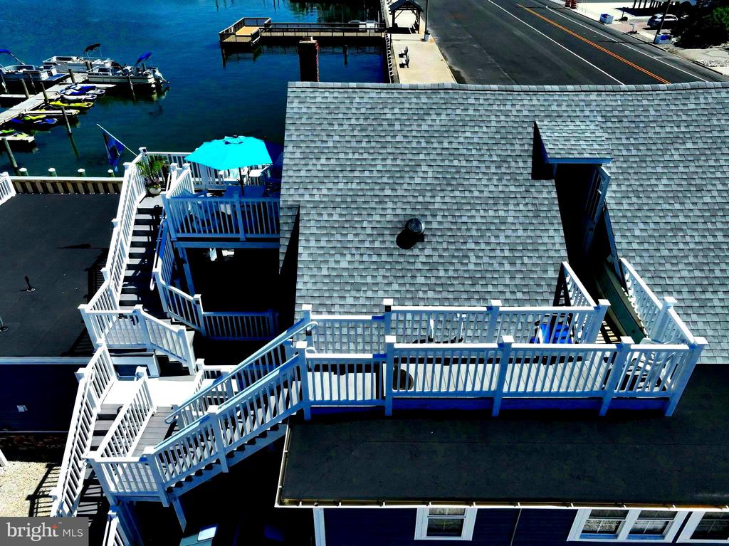 201 W SHIP BOTTOM AVENUE Unit: 5