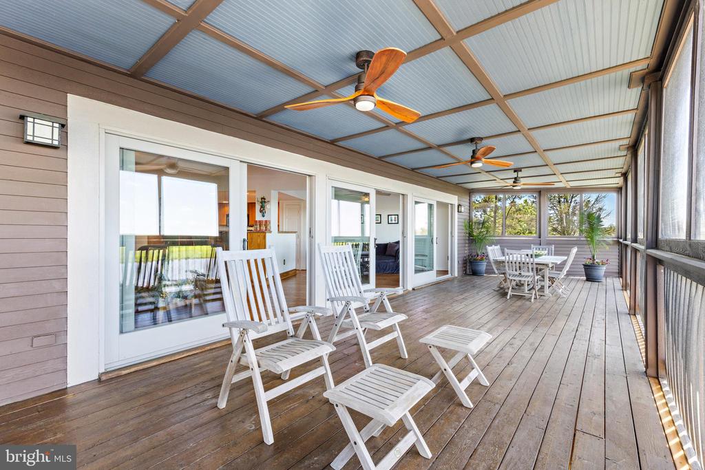 883 CEDAR RUN DOCK ROAD
