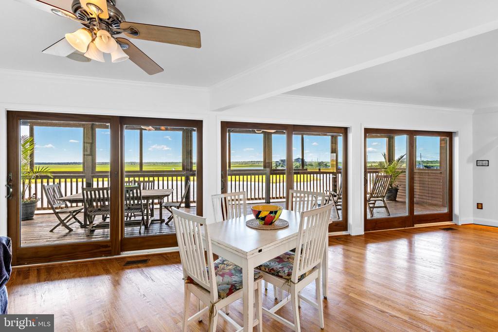 883 CEDAR RUN DOCK ROAD