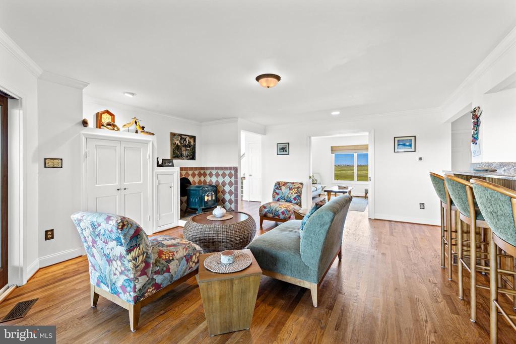 883 CEDAR RUN DOCK ROAD