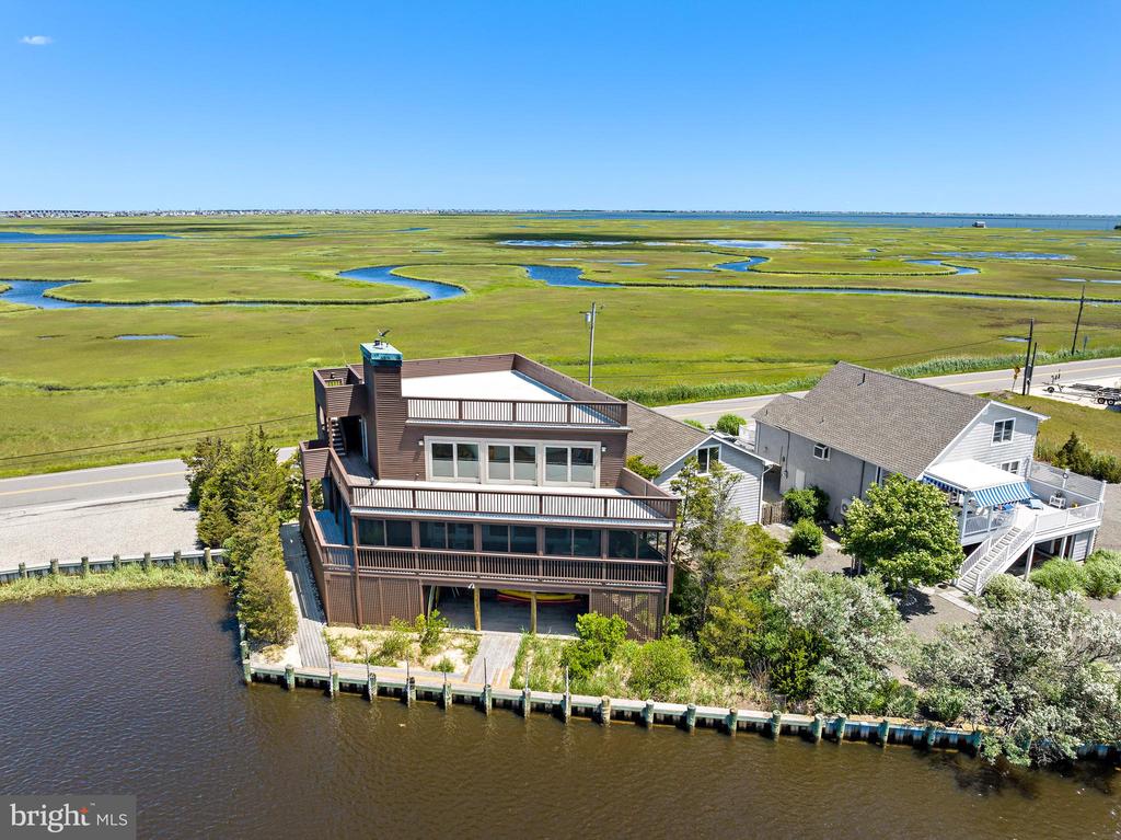 883 CEDAR RUN DOCK ROAD