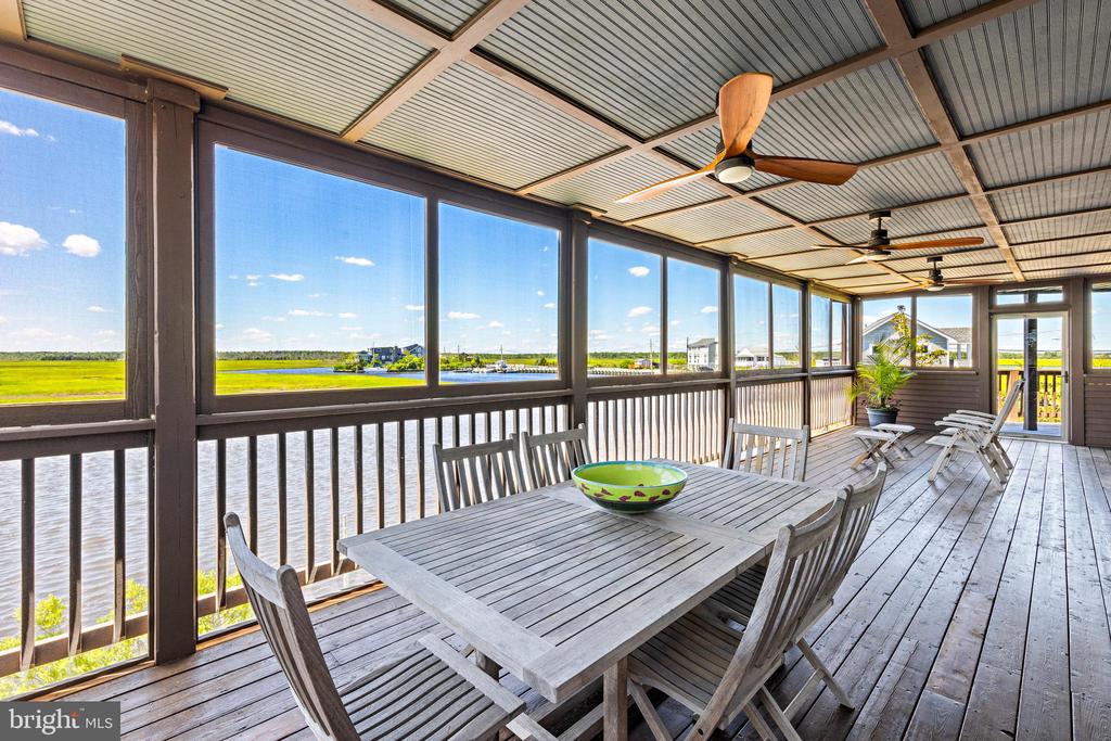 883 CEDAR RUN DOCK ROAD