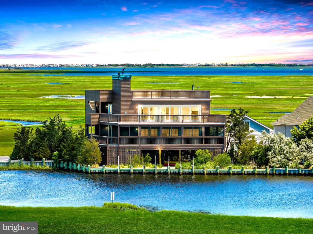 883 CEDAR RUN DOCK ROAD