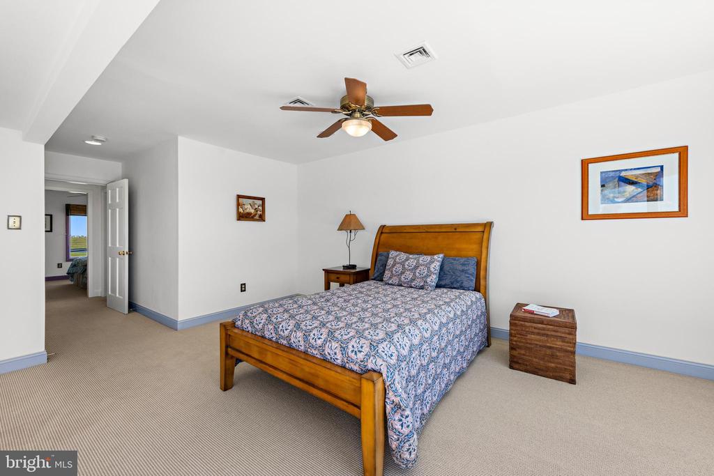 883 CEDAR RUN DOCK ROAD
