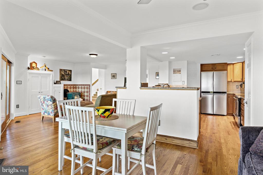 883 CEDAR RUN DOCK ROAD