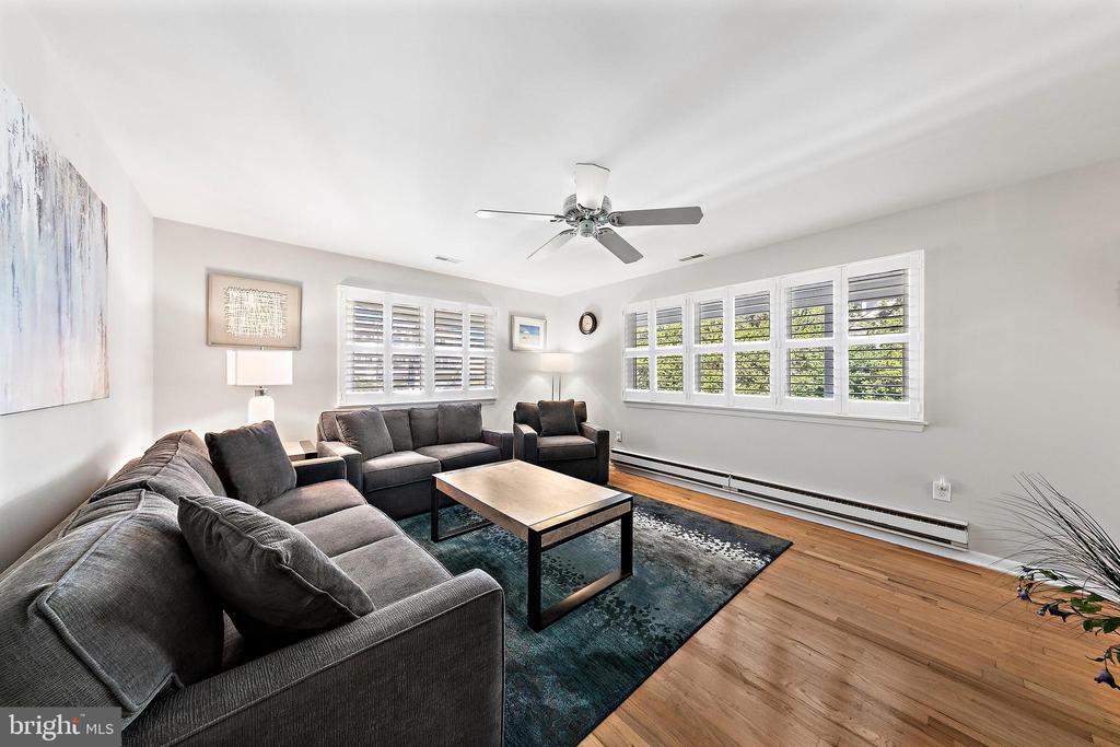 12 E 20TH STREET