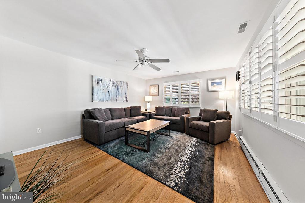 12 E 20TH STREET