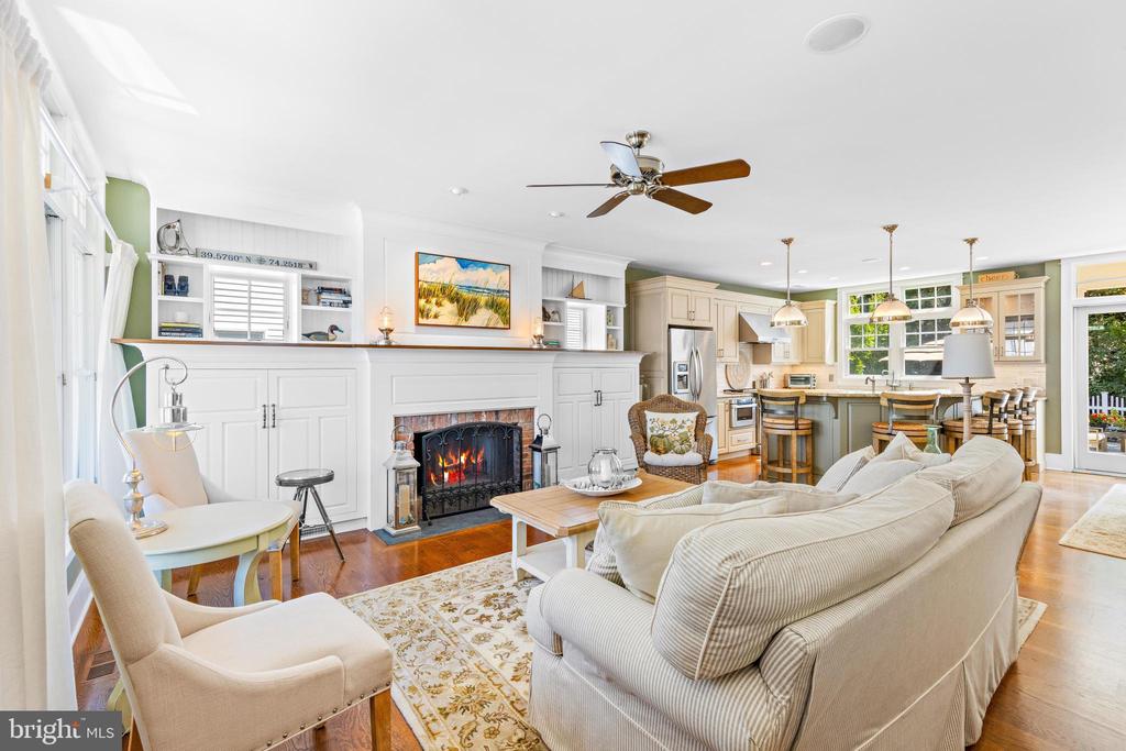 120 E DUNE LANE