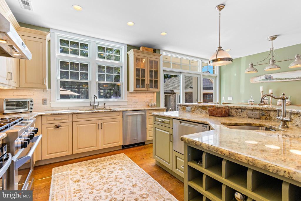 120 E DUNE LANE