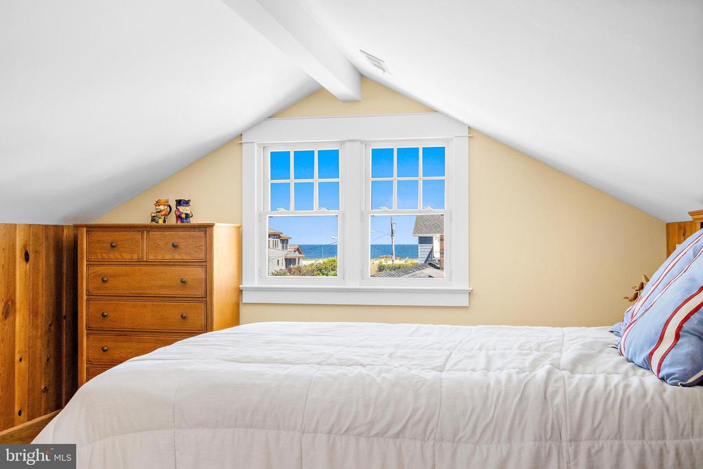 120 E DUNE LANE