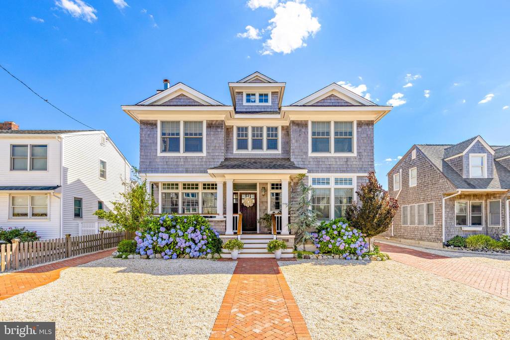 120 E DUNE LANE