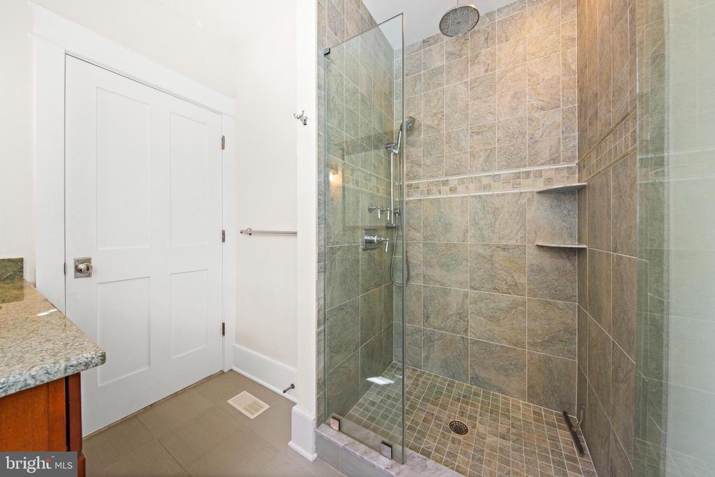 120 E DUNE LANE