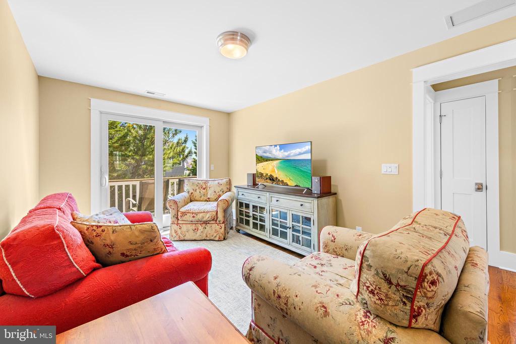120 E DUNE LANE