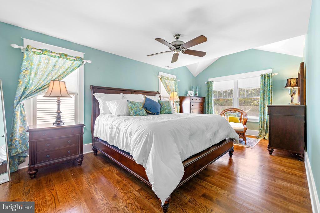 120 E DUNE LANE