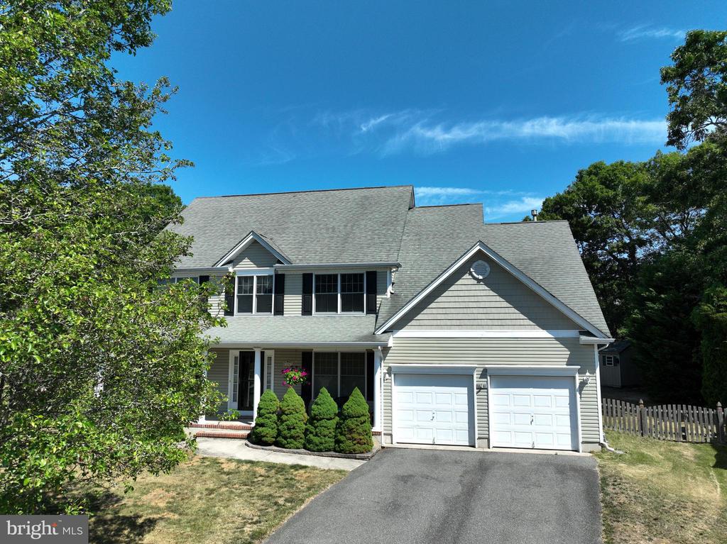 376 CHESTNUT DRIVE