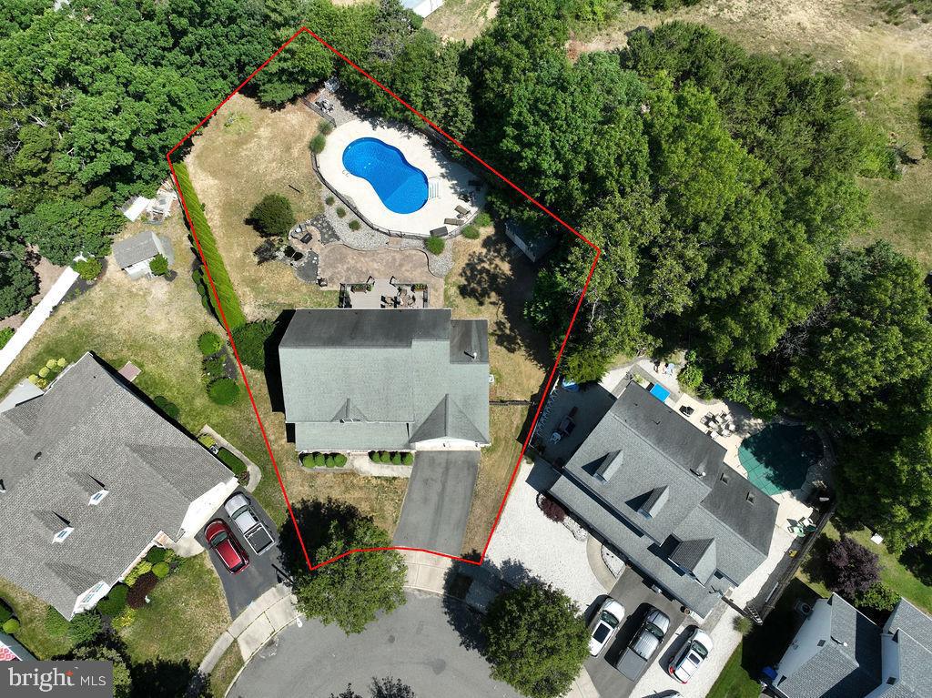 376 CHESTNUT DRIVE