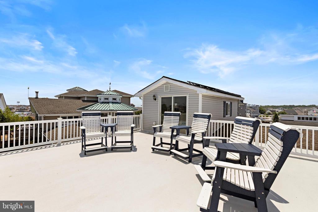 86 MORTON DRIVE