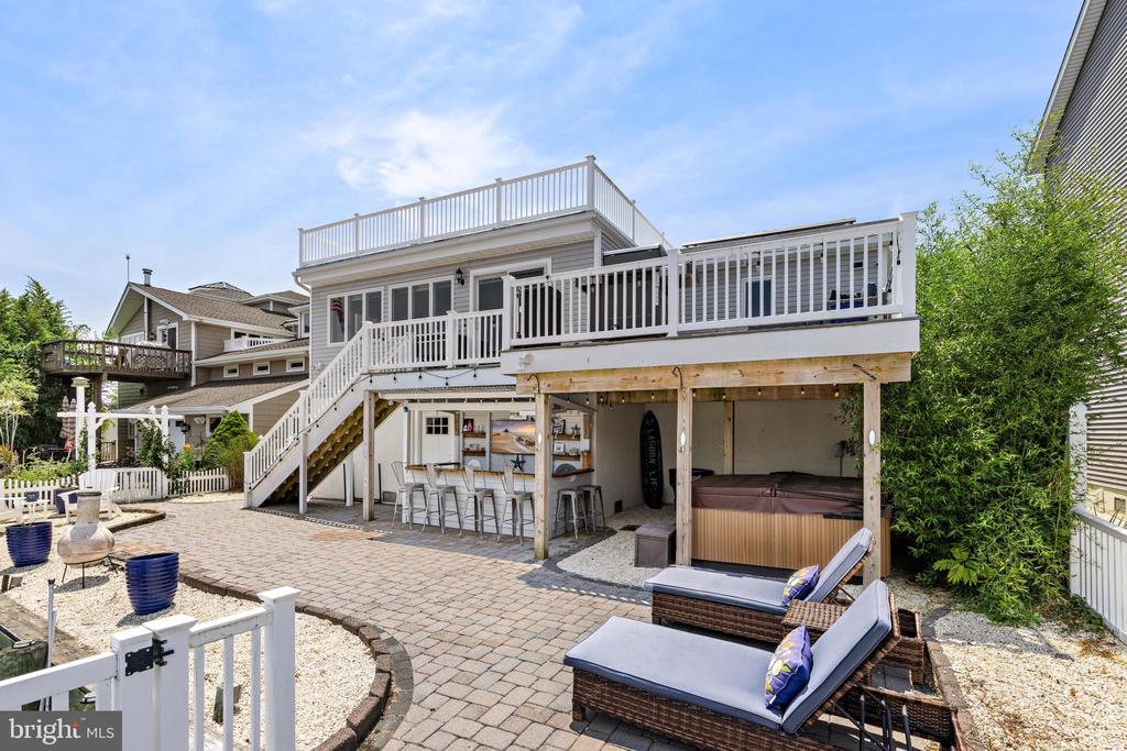 86 MORTON DRIVE