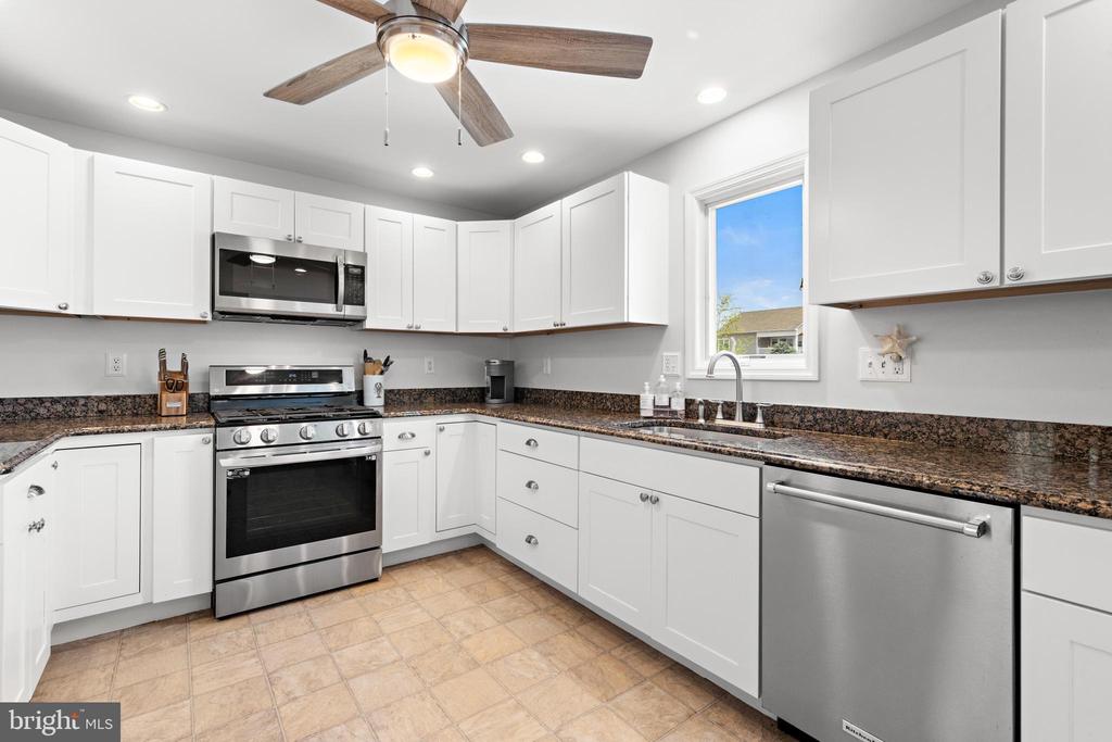 86 MORTON DRIVE