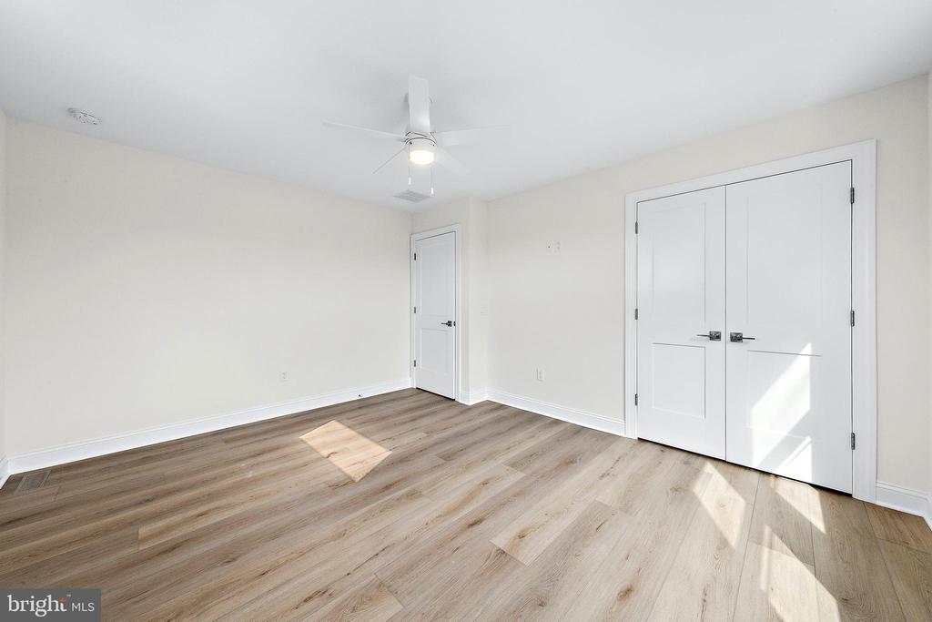 375 W 6TH STREET