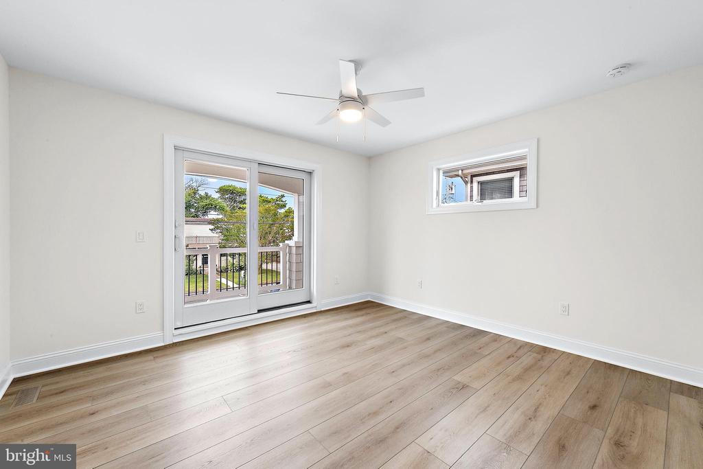 375 W 6TH STREET