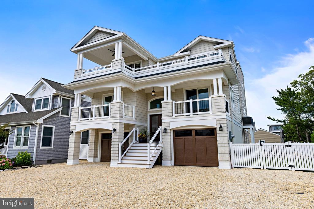 375 W 6TH STREET