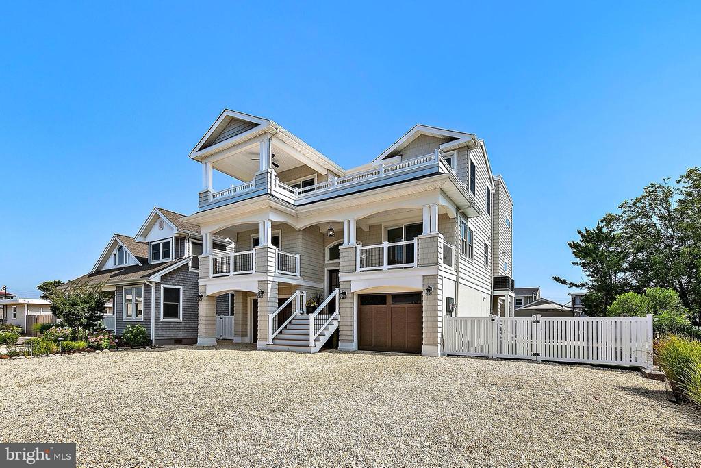 375 W 6TH STREET
