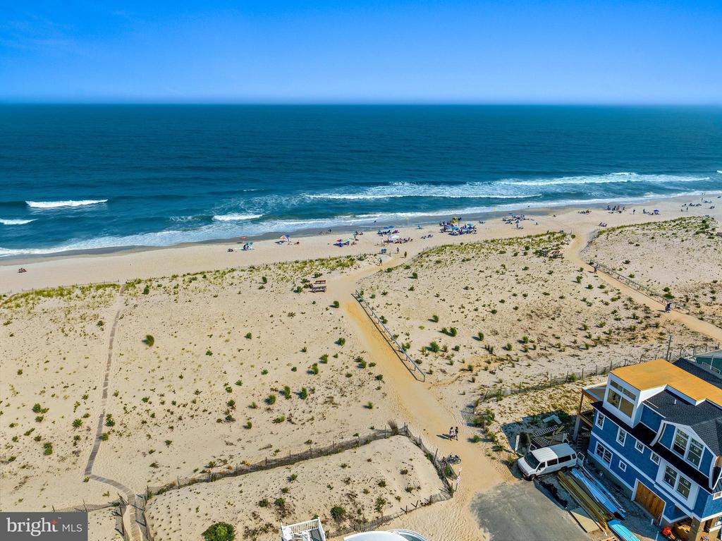 7503 OCEAN BLVD.