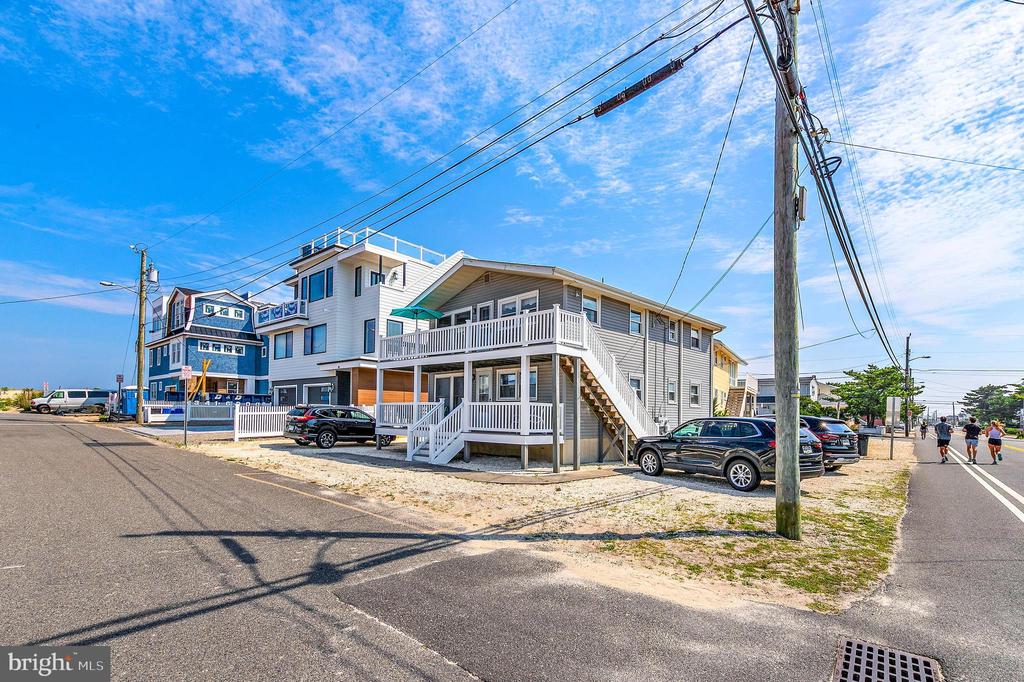 7503 OCEAN BLVD.
