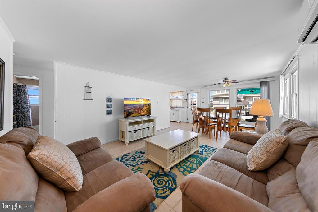 7503 OCEAN BLVD.